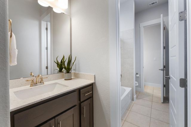 11619 Lake Stone DR, Austin, TX 78738