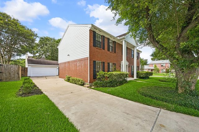 15251 Kelbrook Drive, Houston, TX 77062