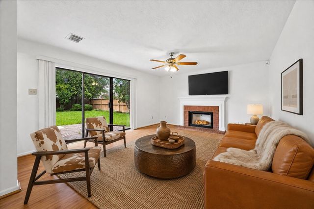 15251 Kelbrook Drive, Houston, TX 77062