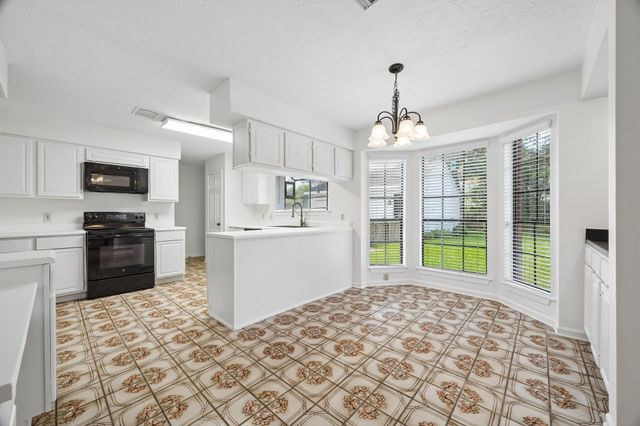 15251 Kelbrook Drive, Houston, TX 77062