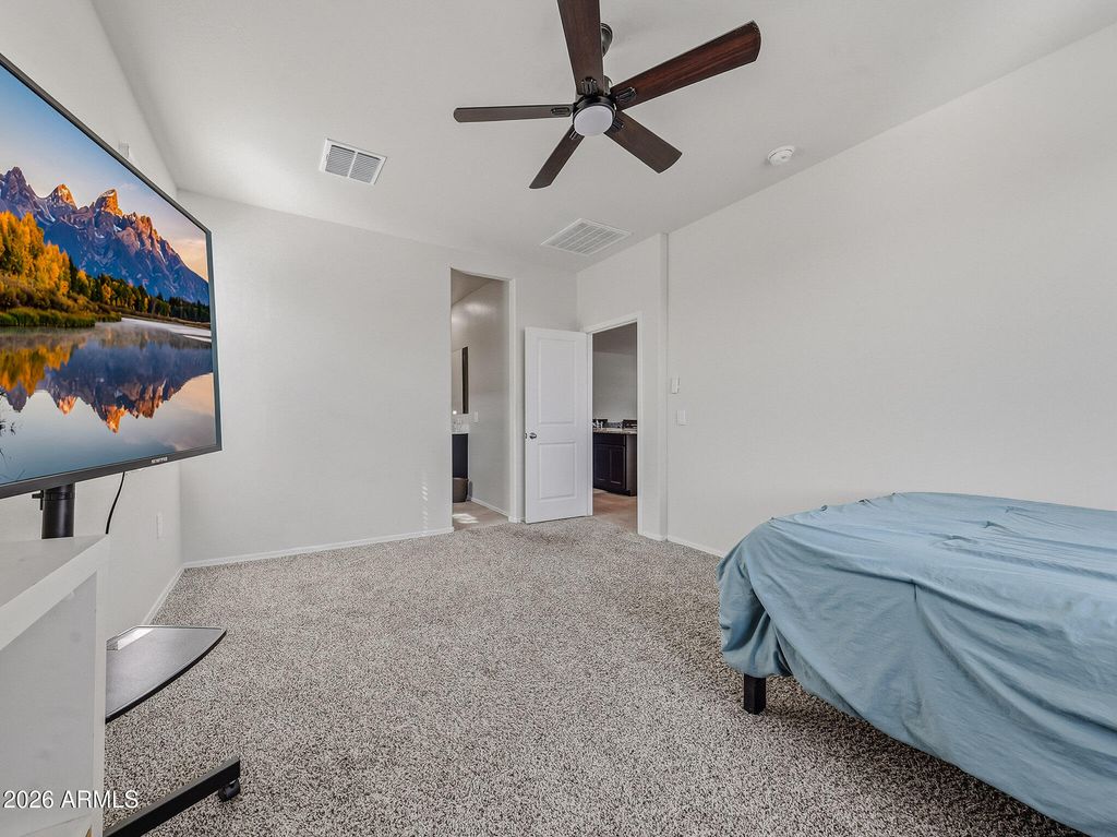 Image 23 of property listing at 25285 N 185TH Drive, Wittmann, AZ 85361