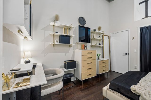 1350 Rosa L Parks Blvd Apt 233, Nashville, TN 37208