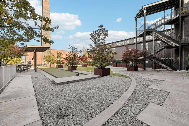 1350 Rosa L Parks Blvd Apt 233, Nashville, TN 37208