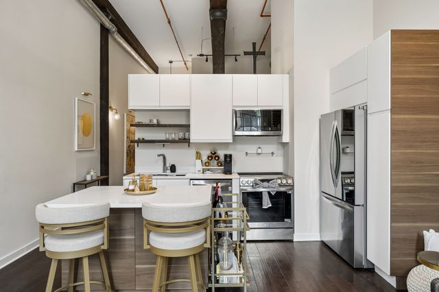 1350 Rosa L Parks Blvd Apt 233, Nashville, TN 37208