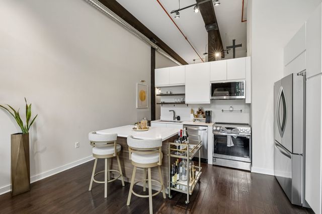 1350 Rosa L Parks Blvd Apt 233, Nashville, TN 37208