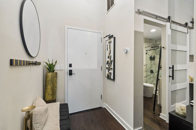 1350 Rosa L Parks Blvd Apt 233, Nashville, TN 37208