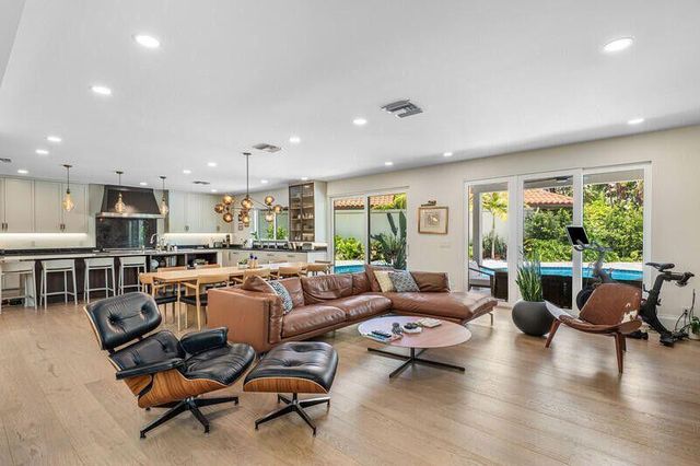 21213 Harrow Court, Boca Raton, FL 33433