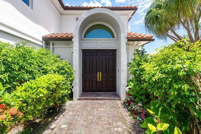 21213 Harrow Court, Boca Raton, FL 33433