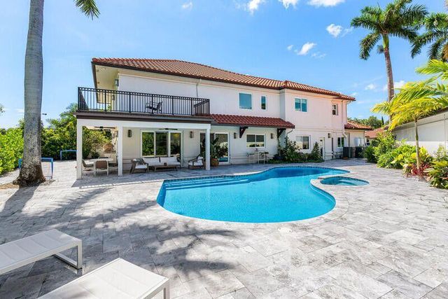 21213 Harrow Court, Boca Raton, FL 33433