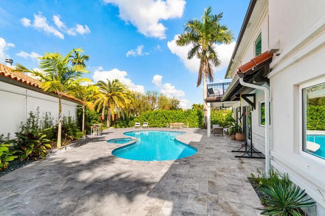 21213 Harrow Court, Boca Raton, FL 33433