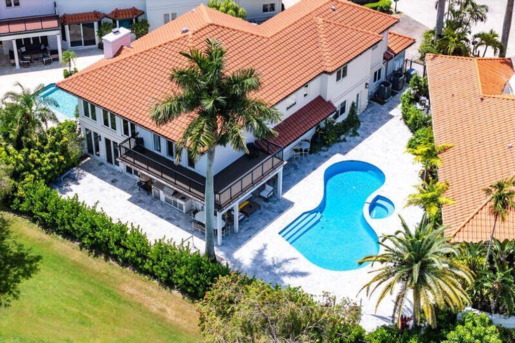 21213 Harrow Court, Boca Raton, FL 33433