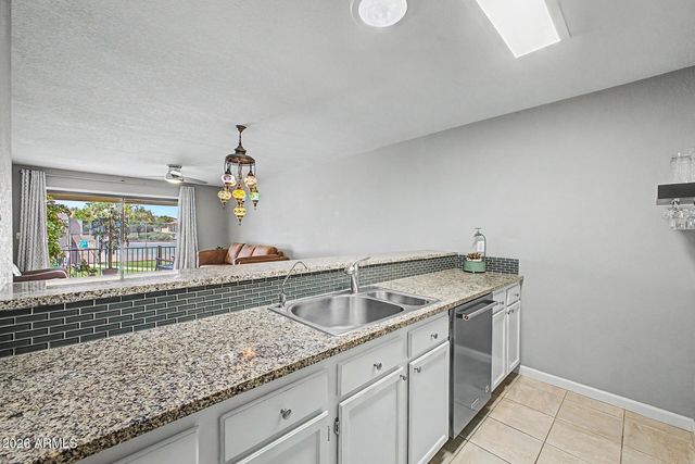 1021 S GREENFIELD Road 1193, Mesa, AZ 85206
