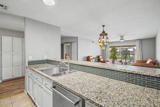 1021 S GREENFIELD Road 1193, Mesa, AZ 85206