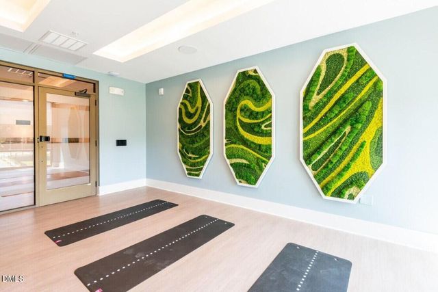 600 Carraway Crossing Br, Chapel Hill, NC 27516