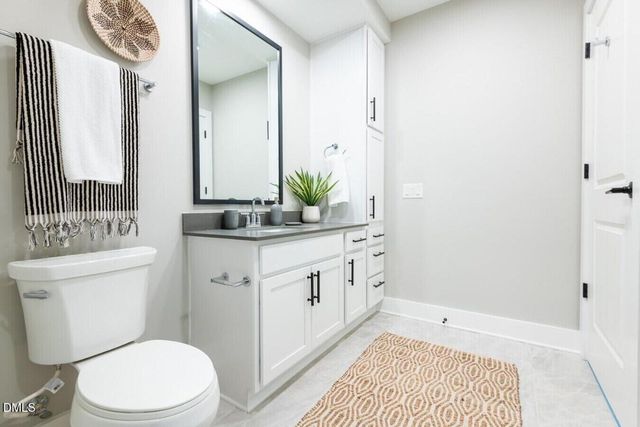 600 Carraway Crossing Br, Chapel Hill, NC 27516