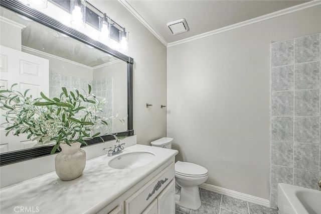 1170 N Homsy, Clovis, CA 93611