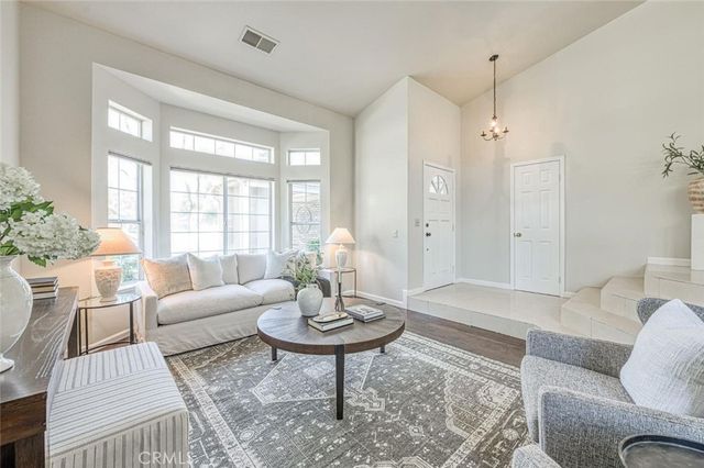 1170 N Homsy, Clovis, CA 93611