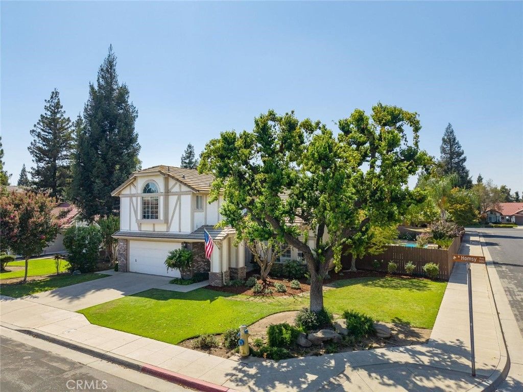 1170 N Homsy, Clovis, CA 93611