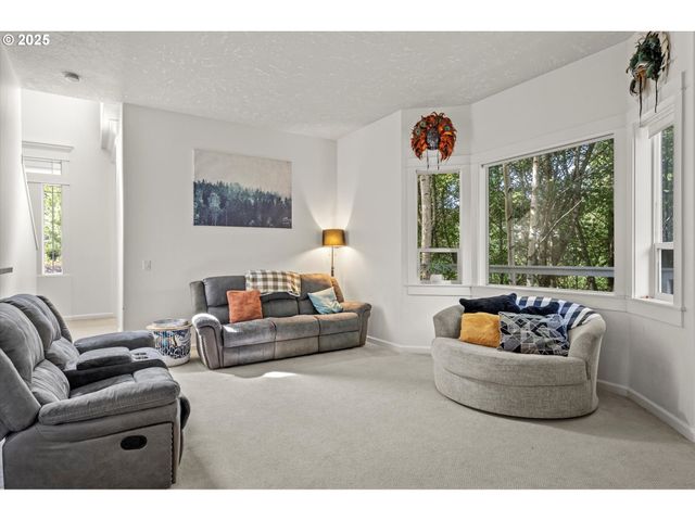 5709 Se 18TH Ct, Gresham, OR 97080