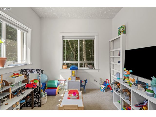 5709 Se 18TH Ct, Gresham, OR 97080