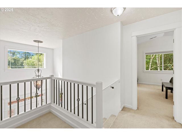 5709 Se 18TH Ct, Gresham, OR 97080