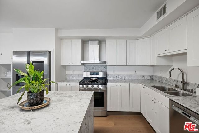 9950 Durant Drive 504, Beverly Hills, CA 90212