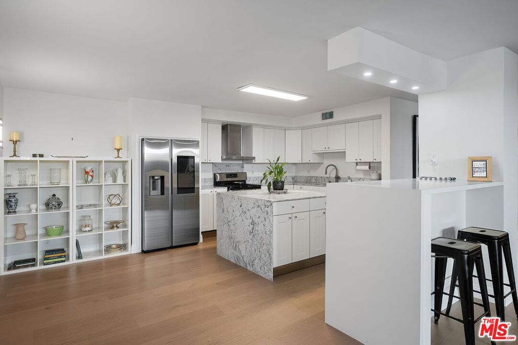 9950 Durant Drive 504, Beverly Hills, CA 90212