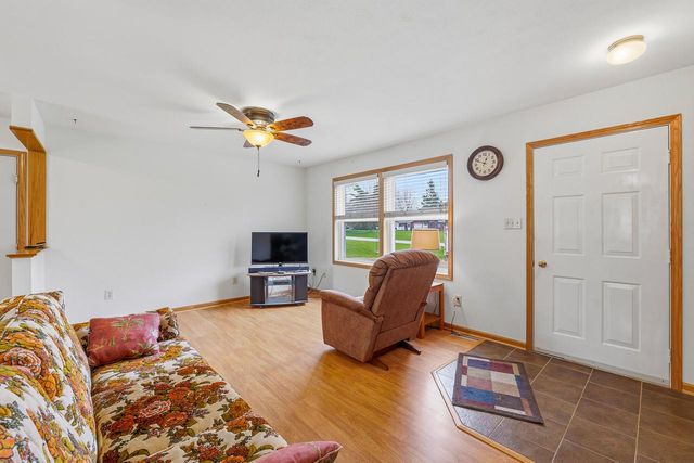 N4493 Hickory ROAD, Hustisford, WI 53034