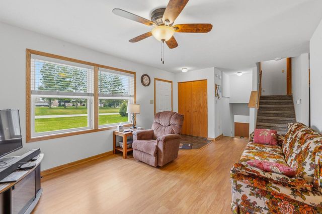 N4493 Hickory ROAD, Hustisford, WI 53034