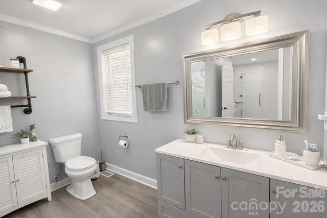 2925 Pine Street, Claremont, NC 28610
