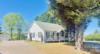 2925 Pine Street, Claremont, NC 28610