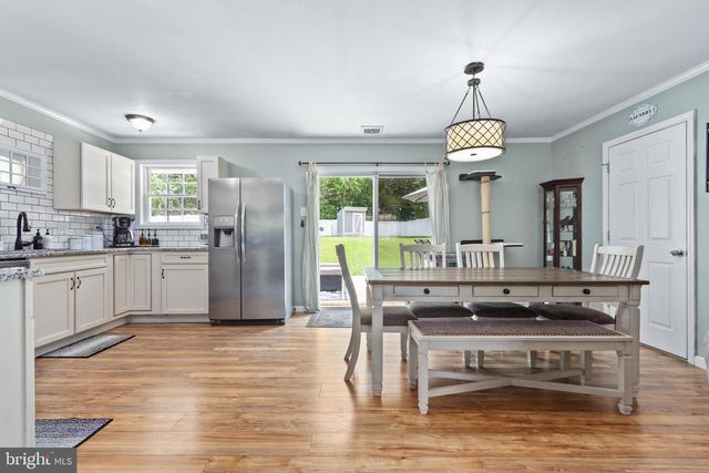 570 GREENBRIAR DR, Williamstown, NJ 08094