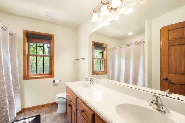 S71W12903 Tess Corners DRIVE, Muskego, WI 53150