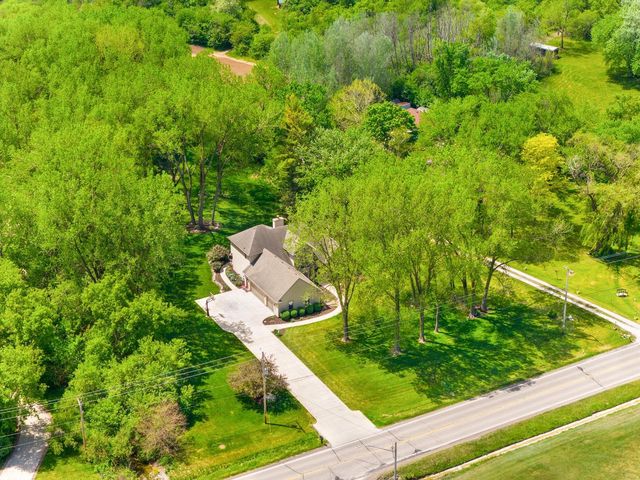 S71W12903 Tess Corners DRIVE, Muskego, WI 53150