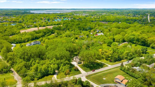 S71W12903 Tess Corners DRIVE, Muskego, WI 53150