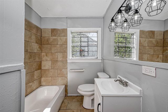 4118 Sunflower Street, Houston, TX 77051