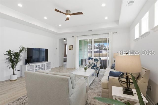 855 Weekend Ave, Hardeeville, SC 29927