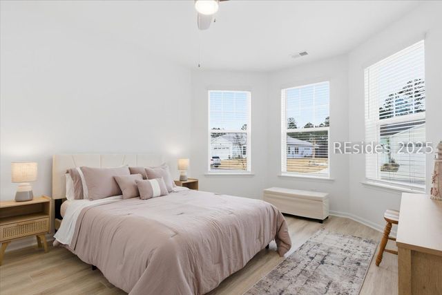 855 Weekend Ave, Hardeeville, SC 29927