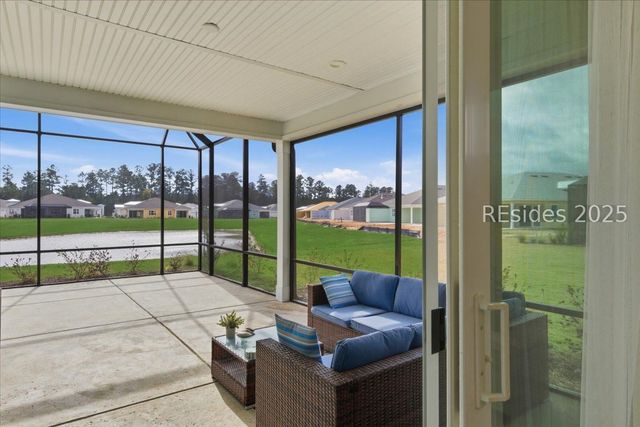 855 Weekend Ave, Hardeeville, SC 29927