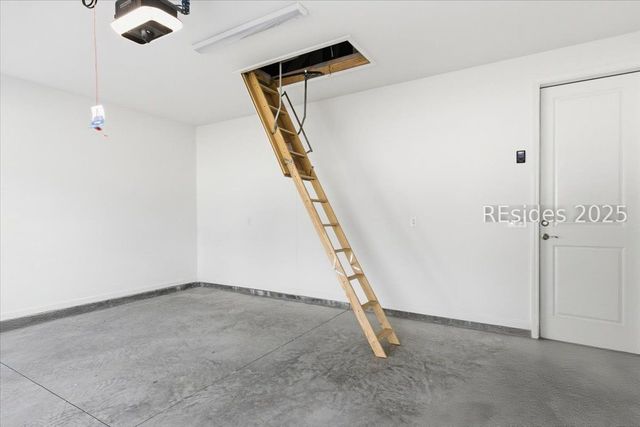 855 Weekend Ave, Hardeeville, SC 29927