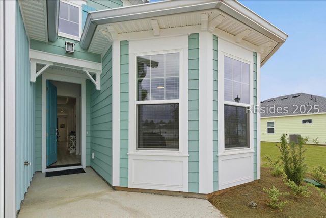 855 Weekend Ave, Hardeeville, SC 29927