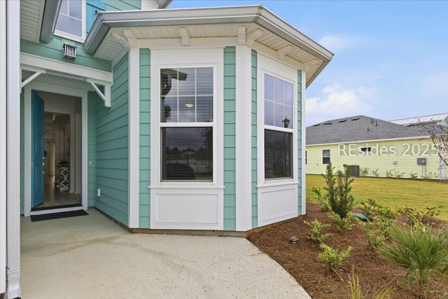 855 Weekend Ave, Hardeeville, SC 29927