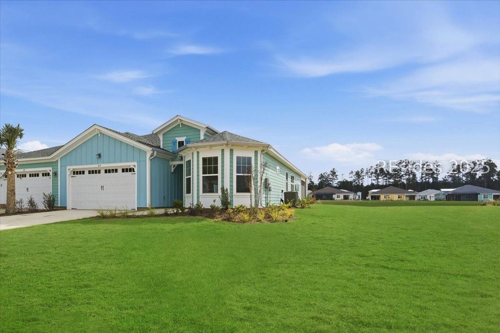 855 Weekend Ave, Hardeeville, SC 29927