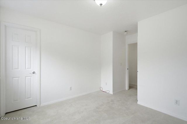 8479 N Summerfield LOOP, Hayden, ID 83835