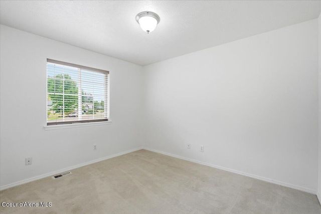 8479 N Summerfield LOOP, Hayden, ID 83835