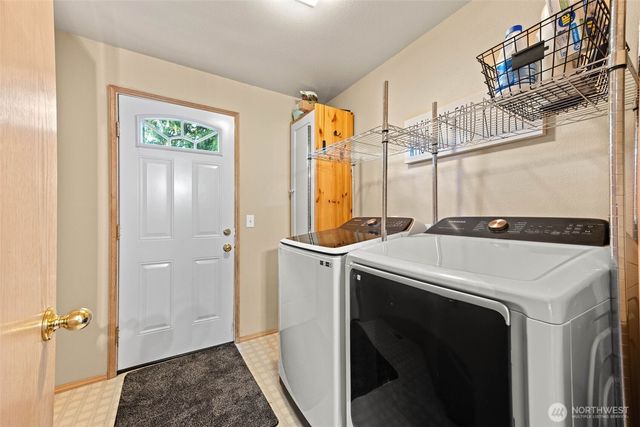 29802 201st Place SE, Kent, WA 98042