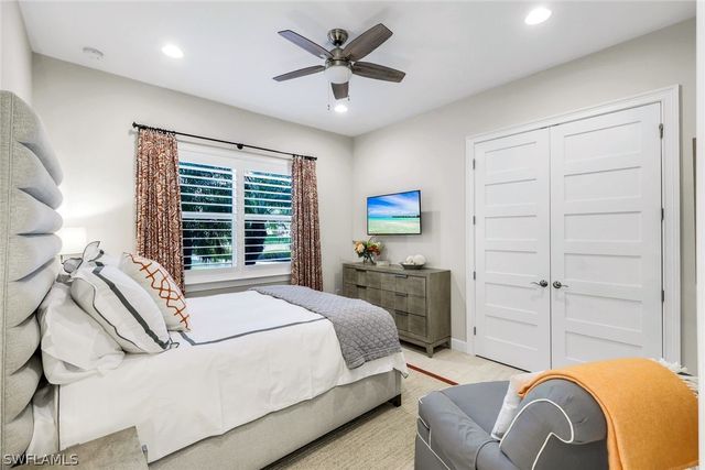 5715 Clarendon DR, Naples, FL 34113