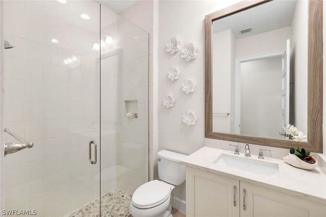 5715 Clarendon DR, Naples, FL 34113