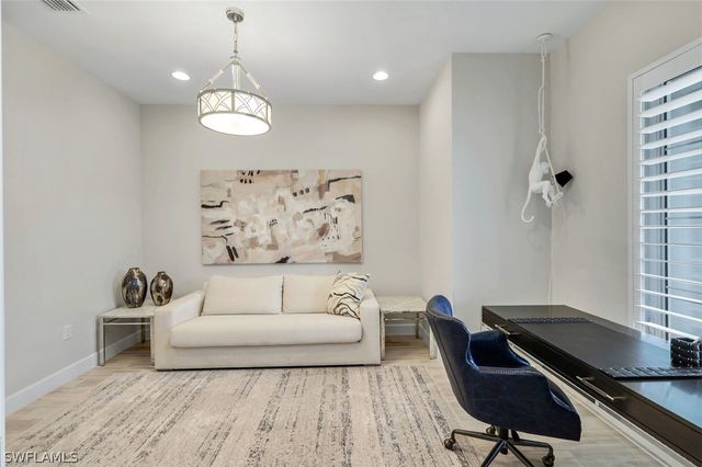 5715 Clarendon DR, Naples, FL 34113