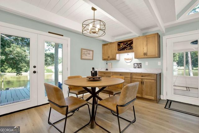 197 Big Springs Road SE, Calhoun, GA 30701